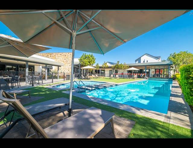 1 BEDROOM PROPERTY TO RENT IN KYALAMI HILLS